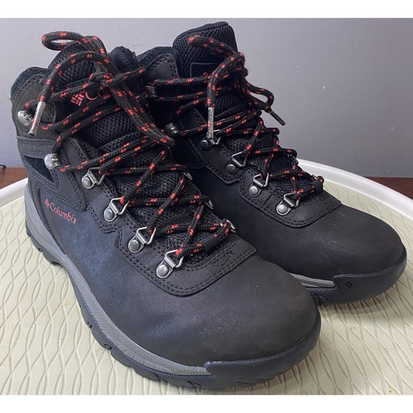 Columbia Shoes - Columbia Women's Newton Ridge Waterproof Black Winter Hiking Ankle Boots 10 EUC